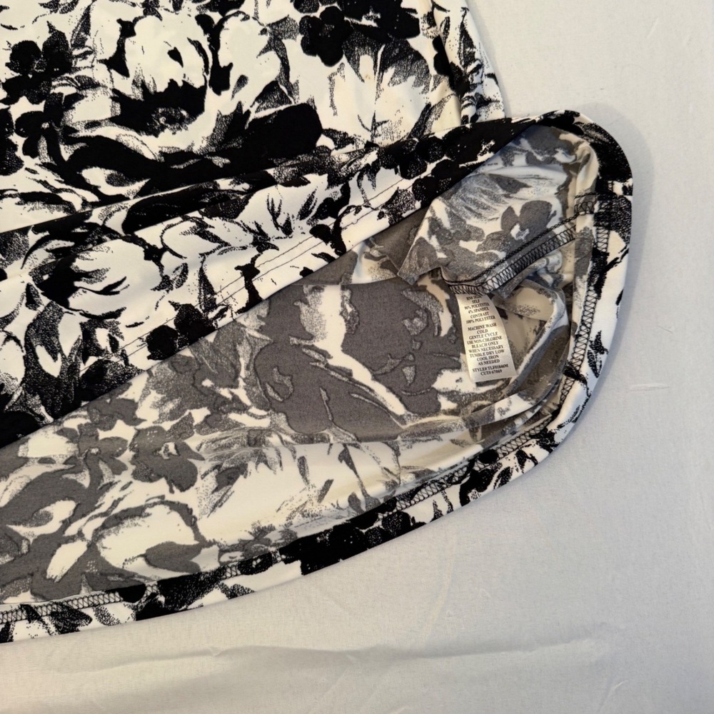 Connected Apparel Womens Floral Faux Wrap Dress Black White V-Neck Size 10 - Picture 8 of 10